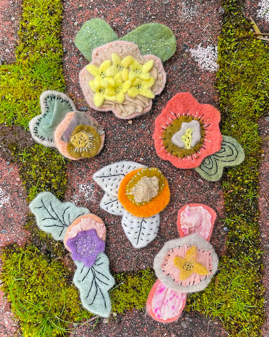 Felt Flower-Making