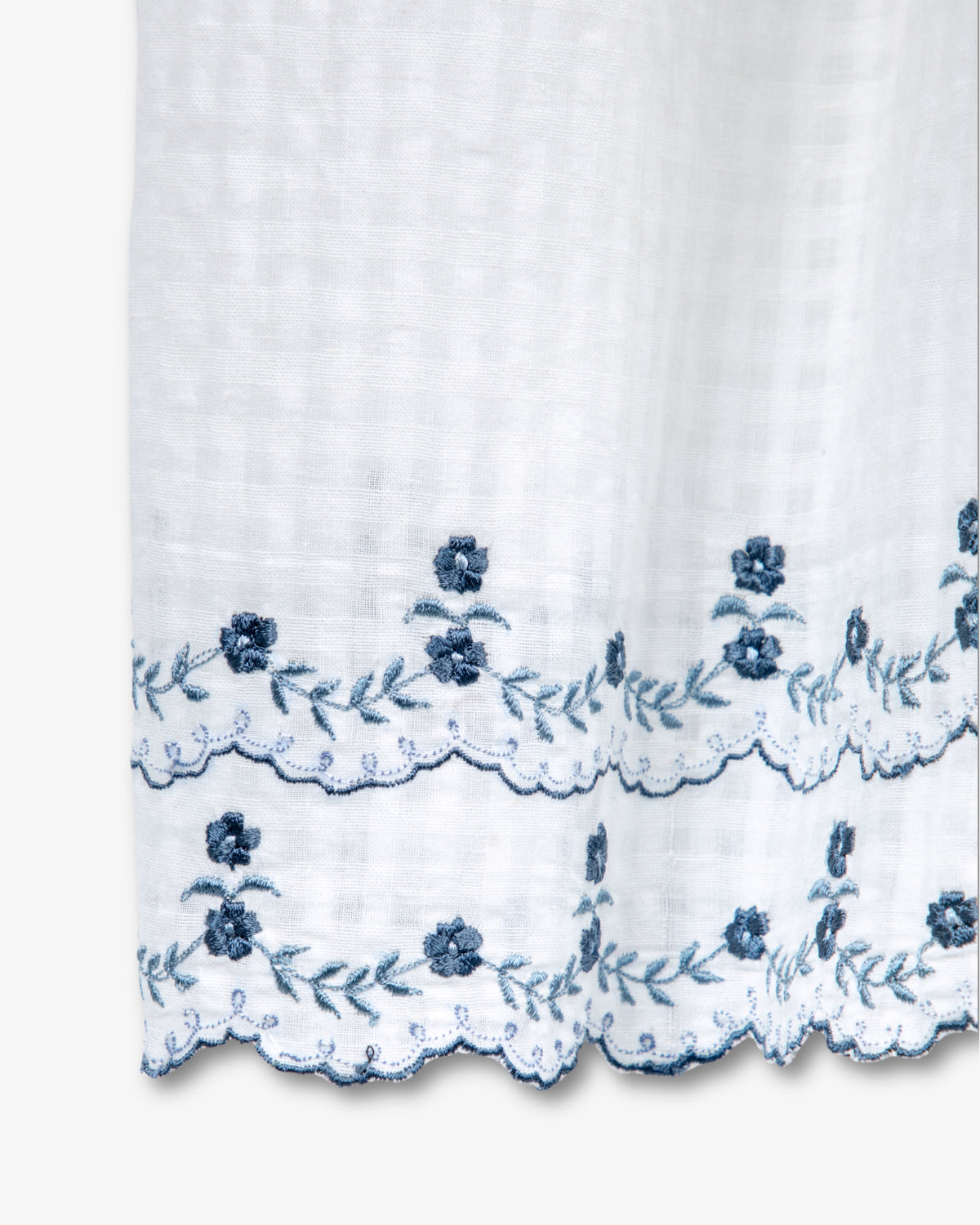 White Scalloped Edge Slip by Maku