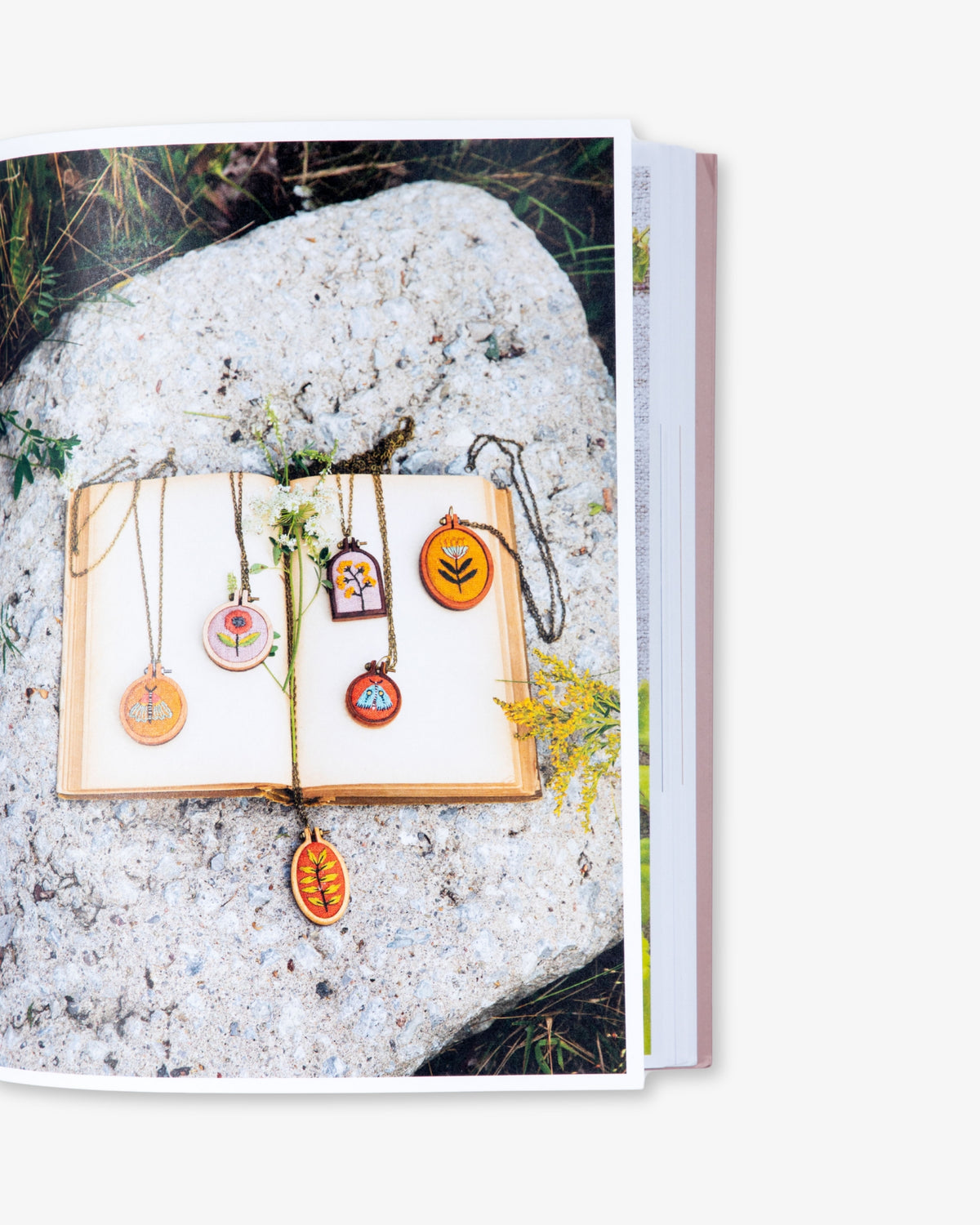 Embroidery: a Modern Guide to Botanical Embroidery by Arounna Khounnoraj