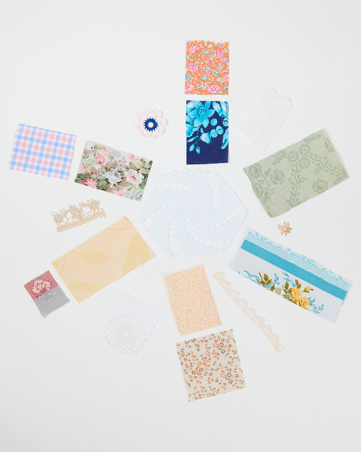 Lace Snippet Kit by Aitor Saraiba