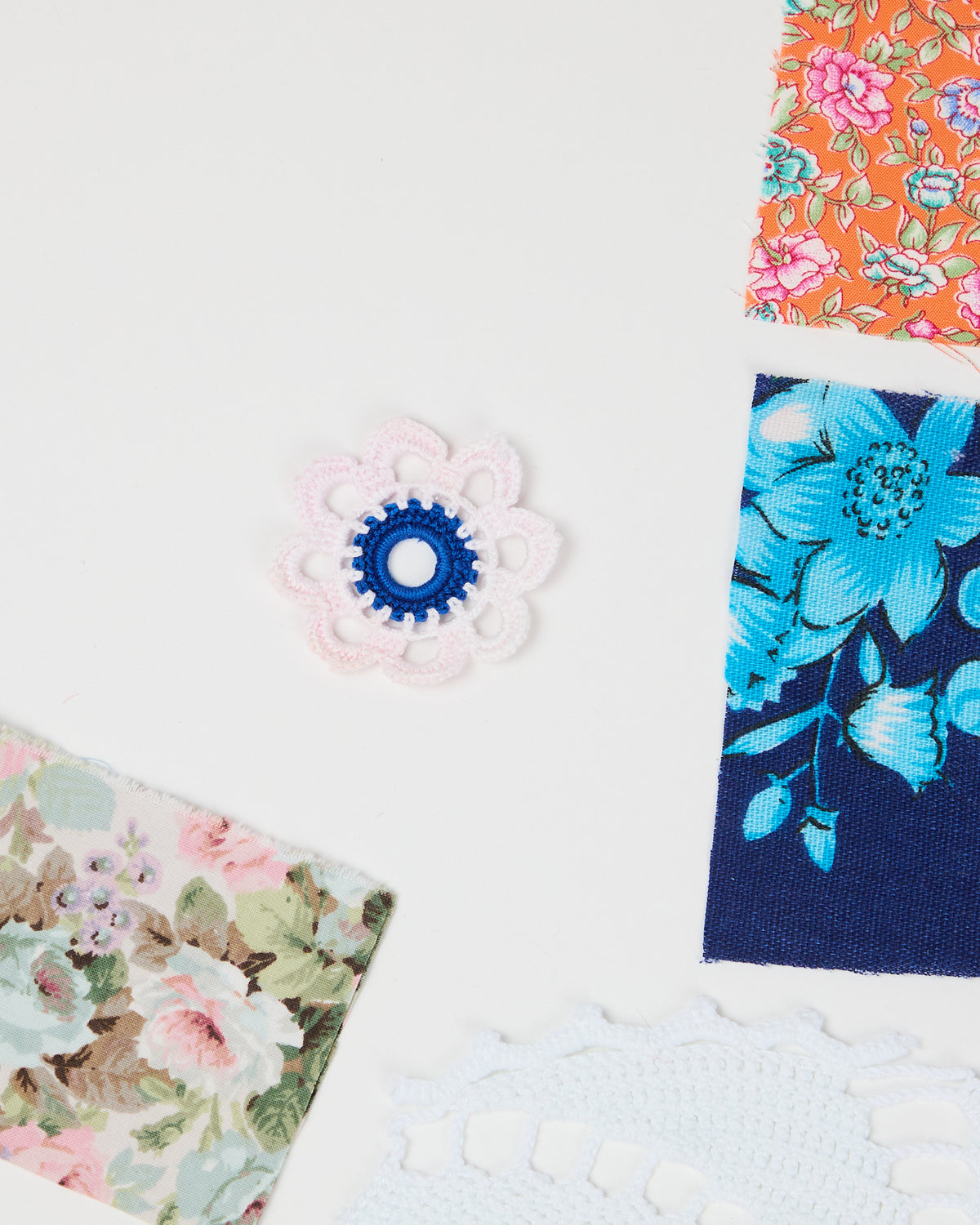 Lace Snippet Kit by Aitor Saraiba
