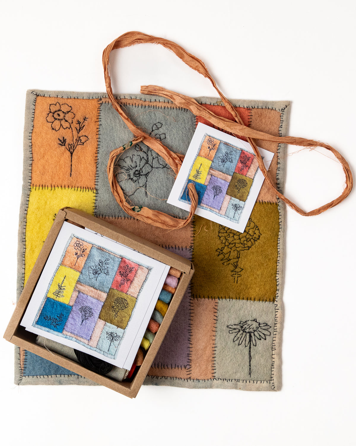 Kata Golda Trunk Show