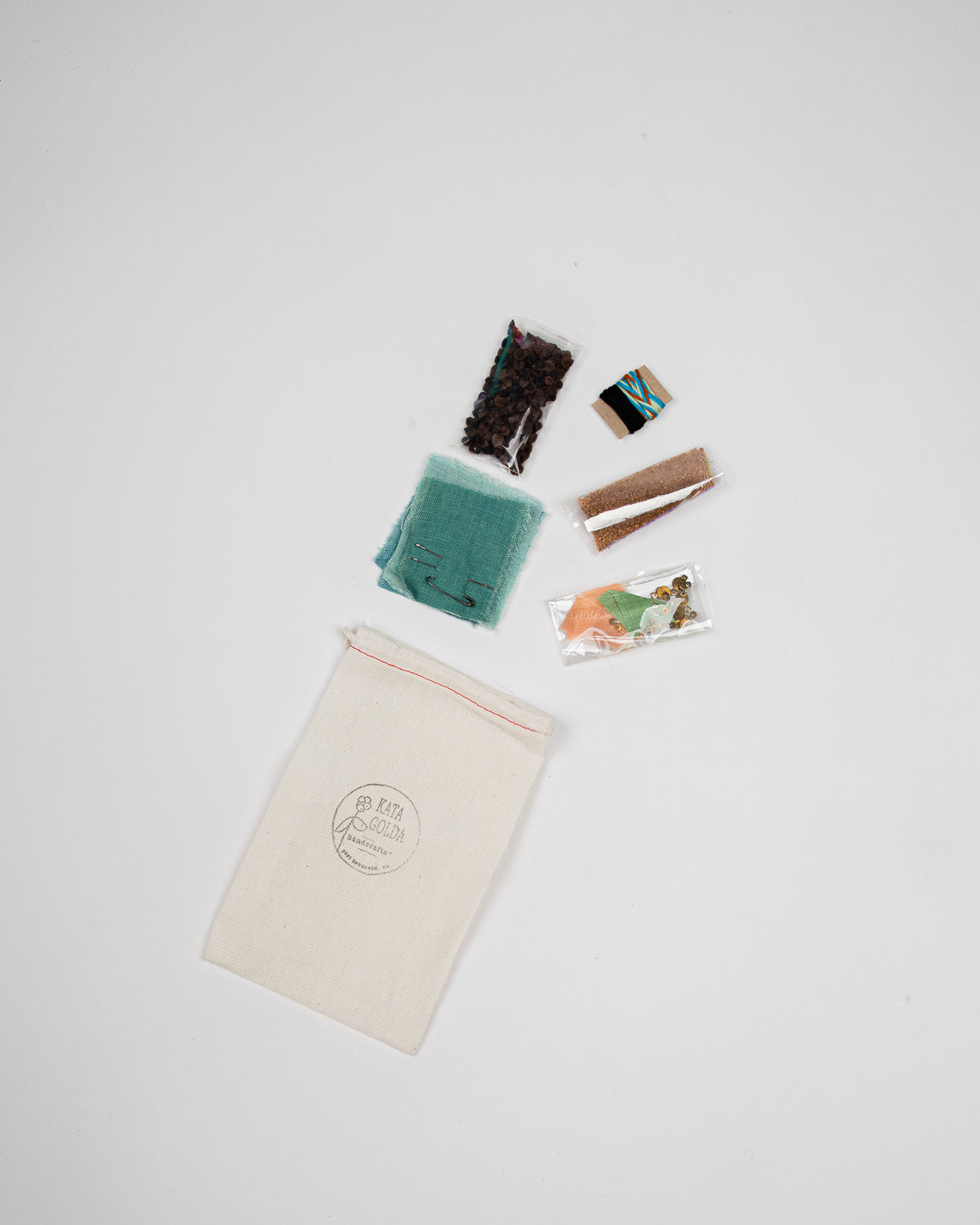 Blue Amulet Kit by Kata Golda