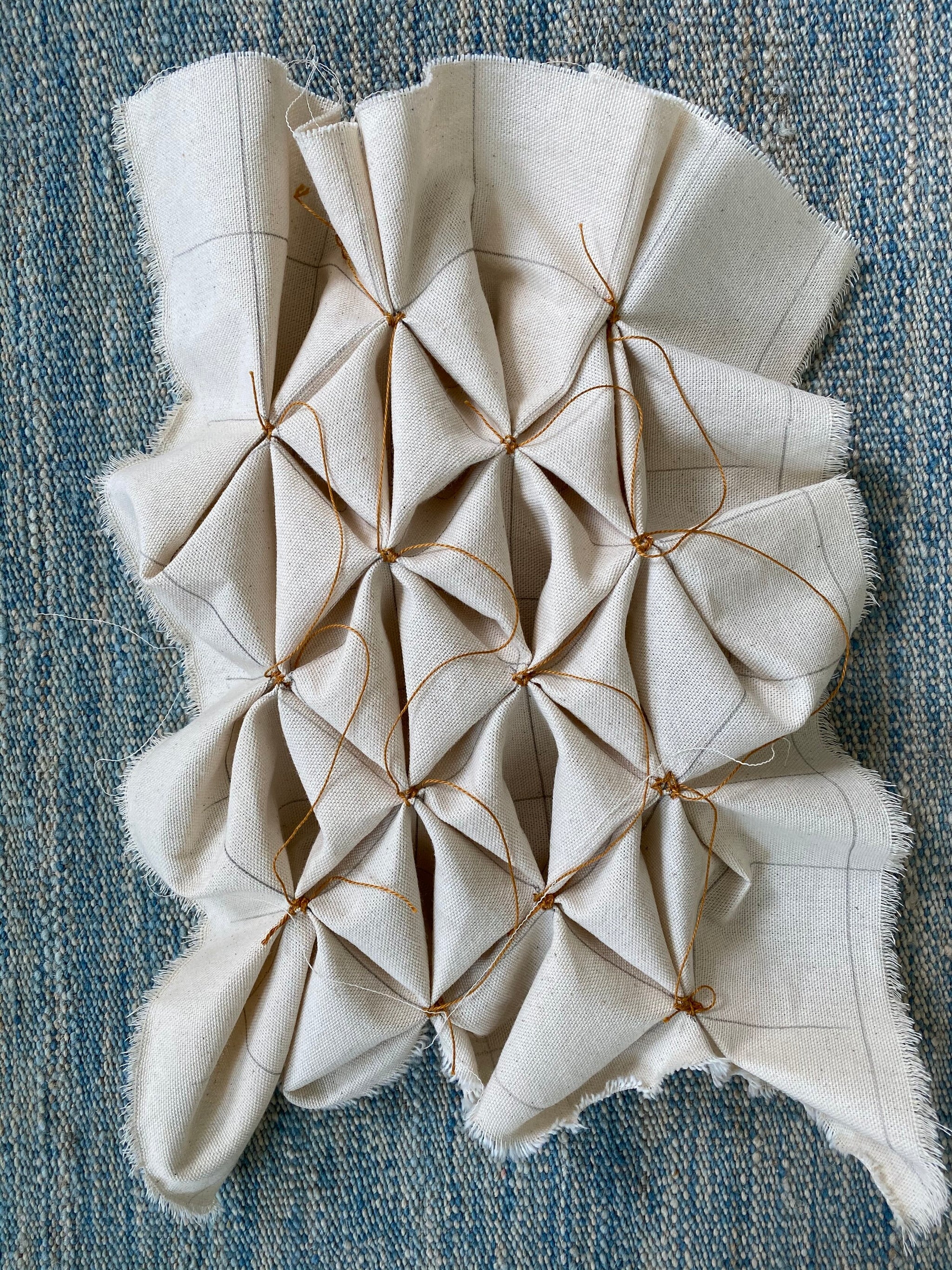 Gathering and smocking elastic band - White – Ikatee sewing patterns