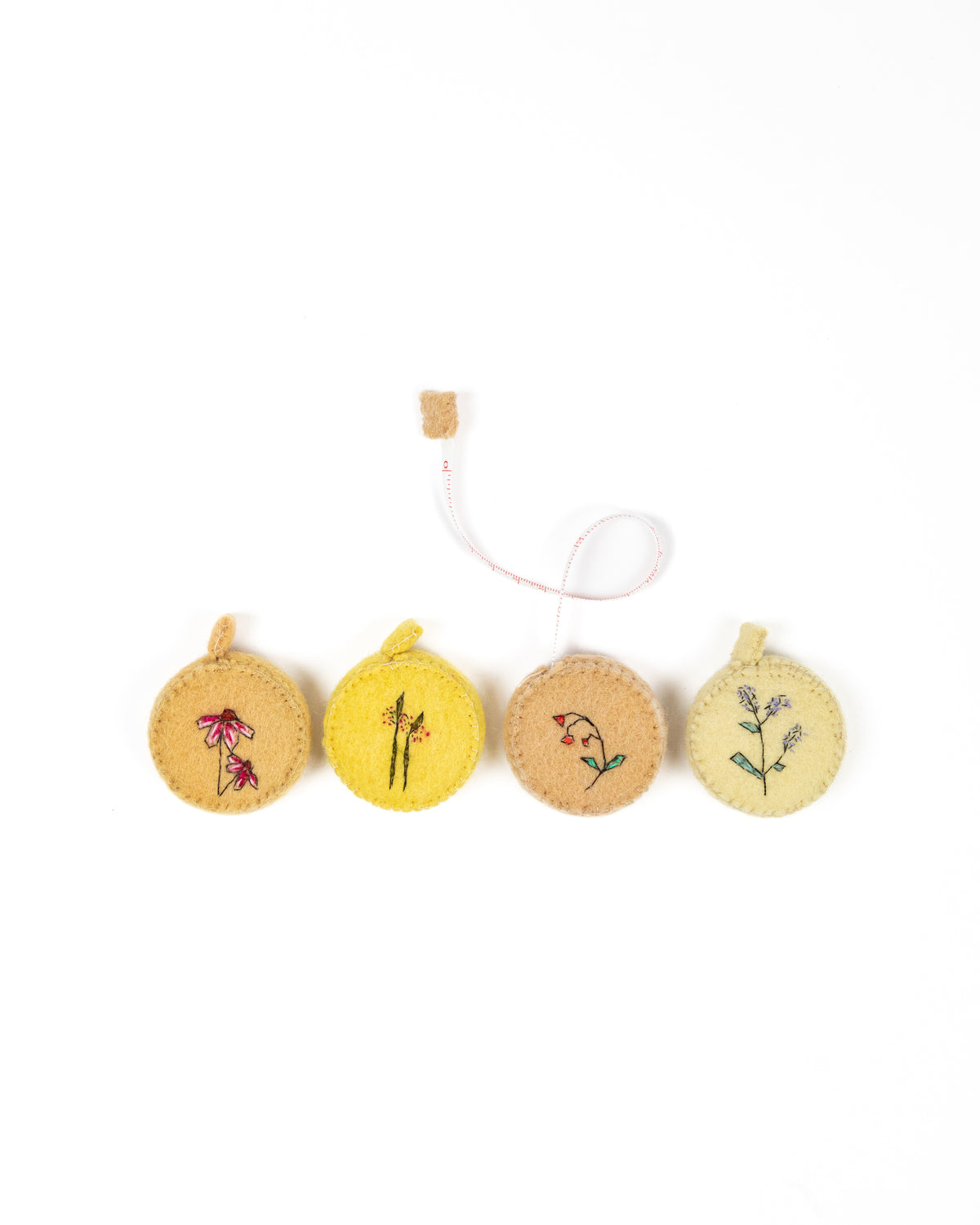 Tape Measure by Kata Golda