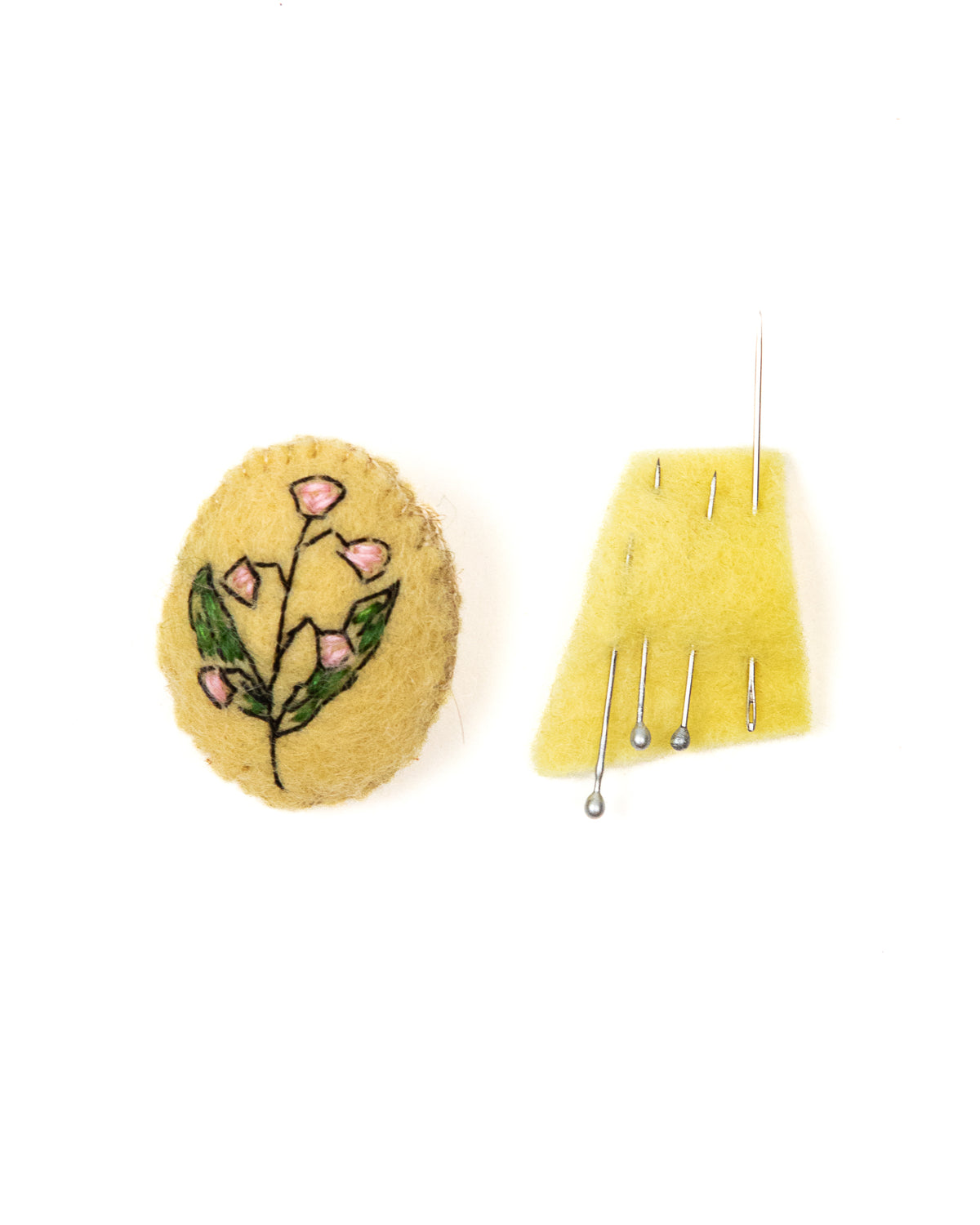 Tiny Pin Cushion by Kata Golda