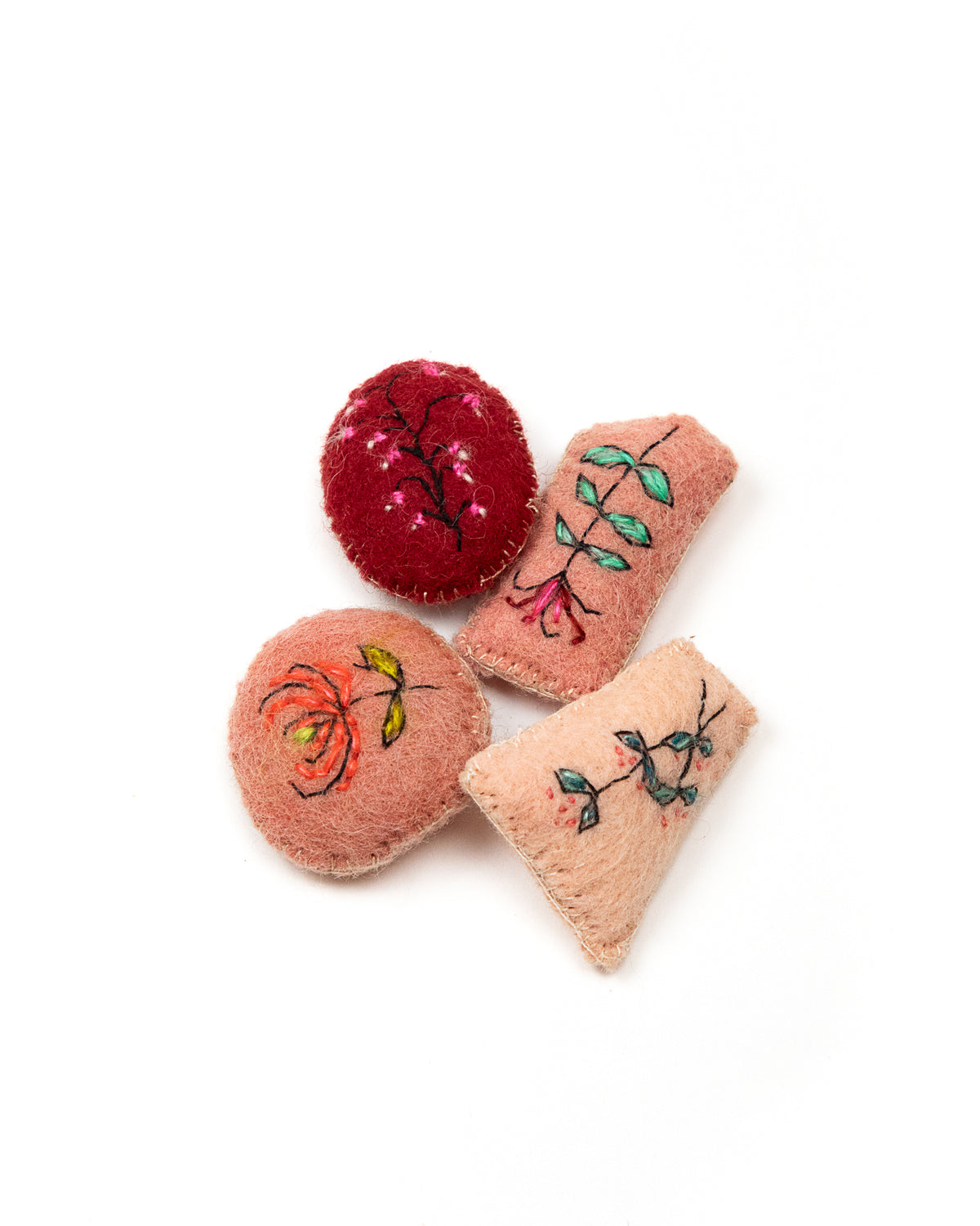Tiny Pin Cushion by Kata Golda