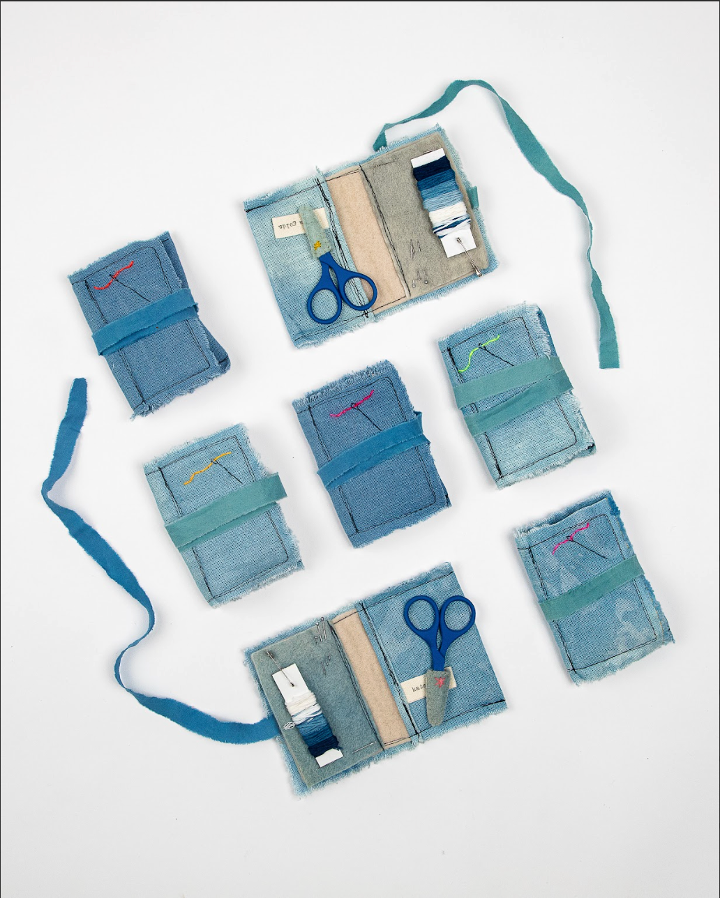 Indigo sewing kit by Kata Golda