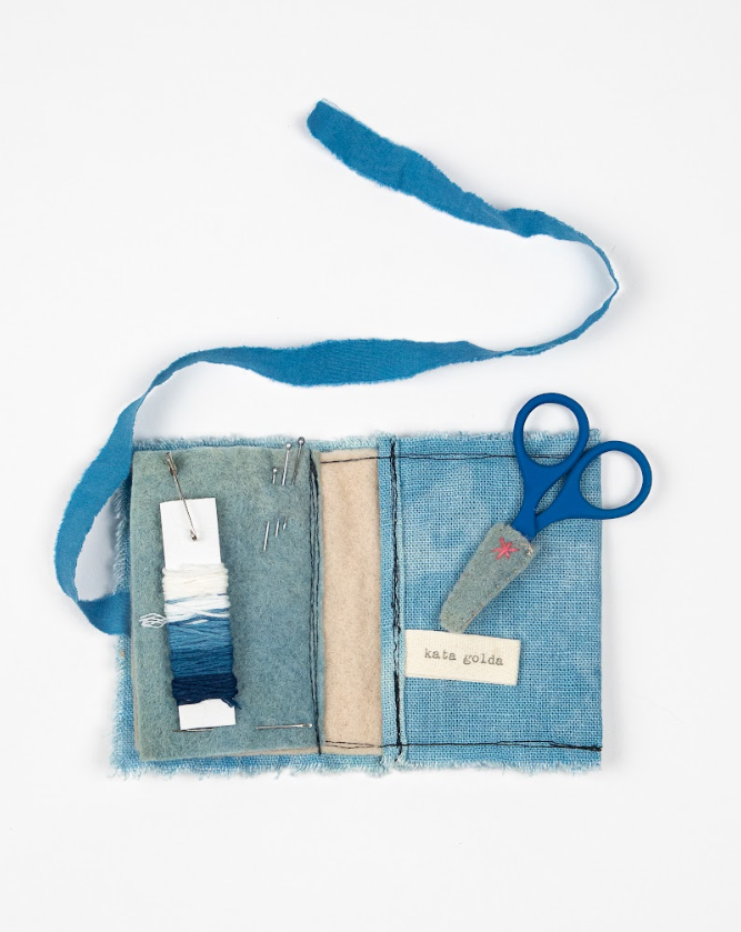 Indigo sewing kit by Kata Golda