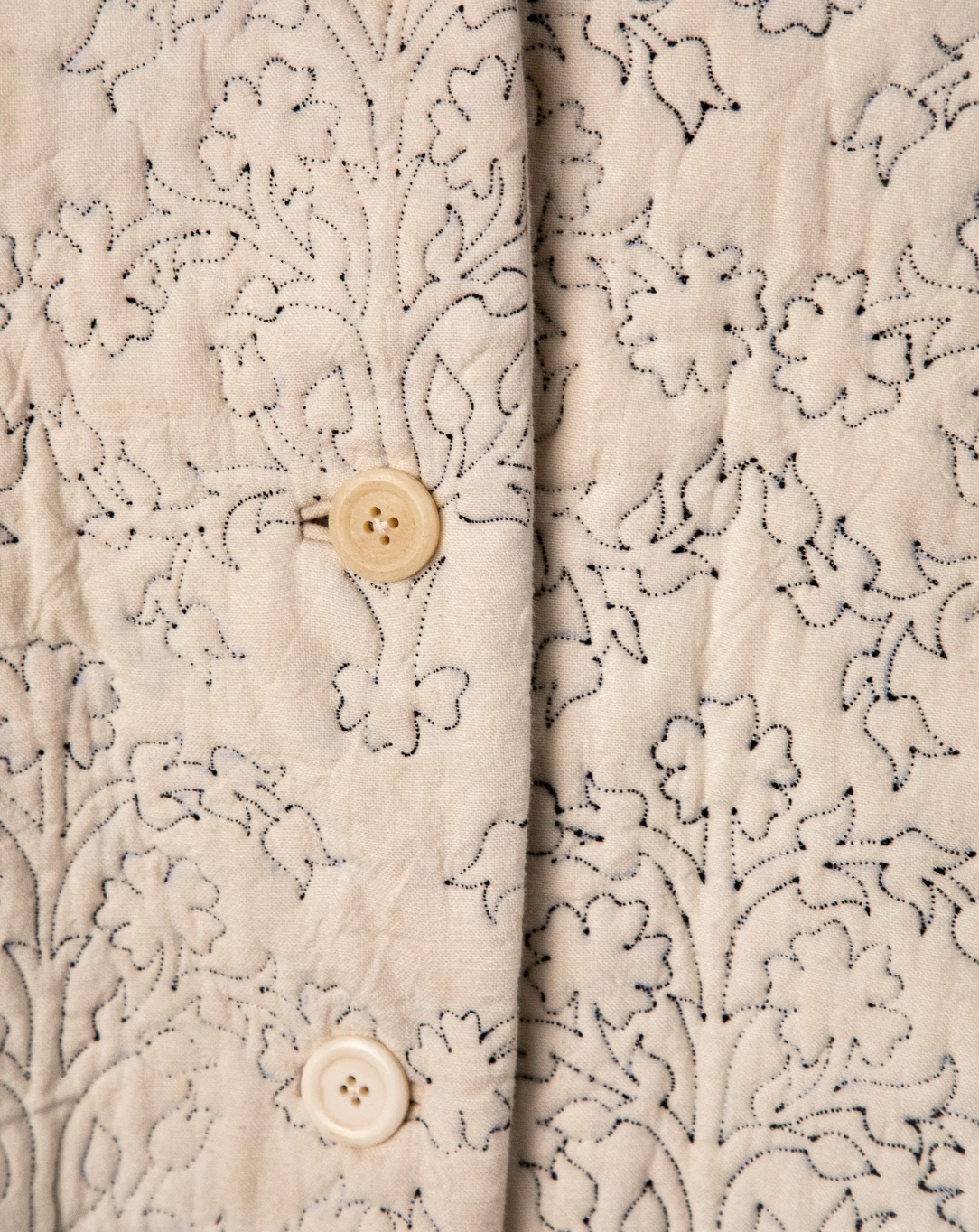 Dainthus Stitched Floral Jacket by Maku