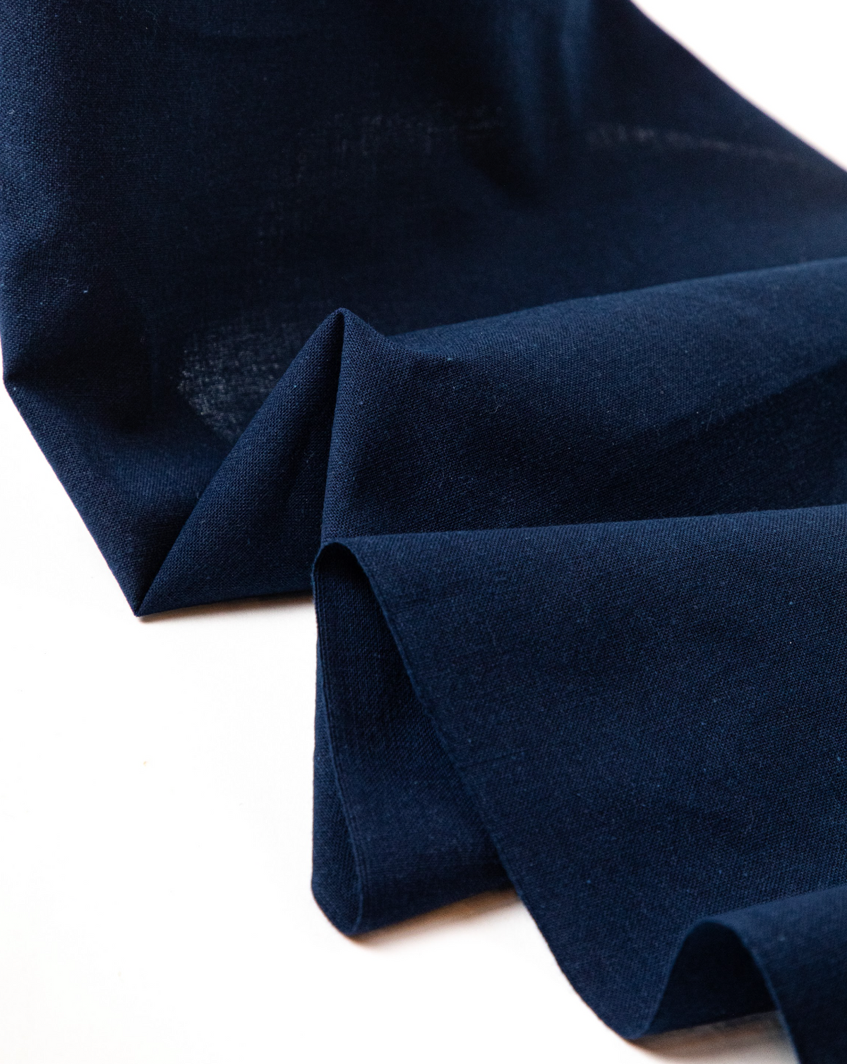 Cotton Sarashi Fabric in Dark Indigo by BUAISOU
