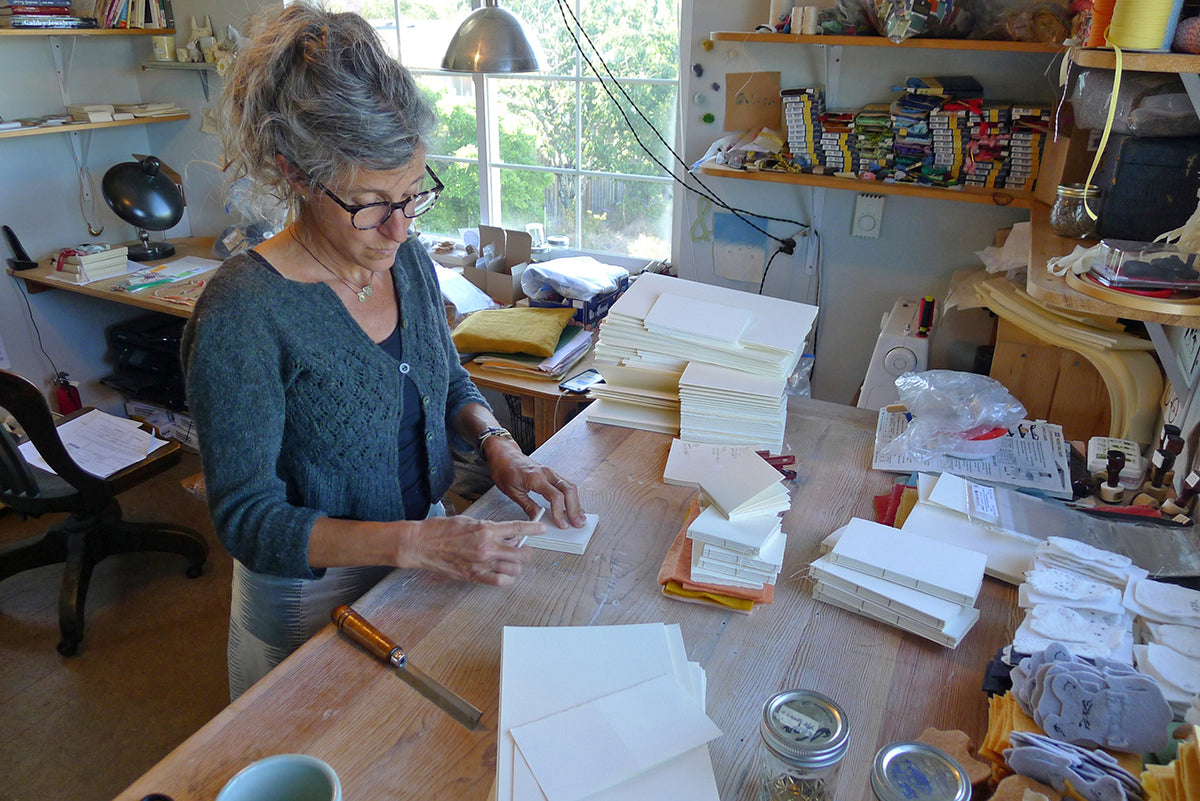 Bookbinding Workshop with Kata Golda