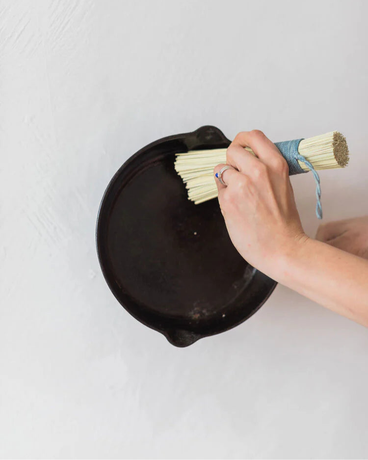 The Pot Scrubber by Sunhouse Crafts