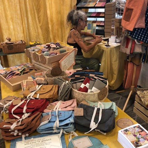 Kata Golda Trunk Show